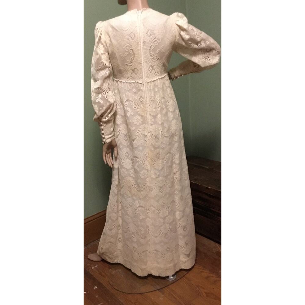 VINTAGE LANZ ORIGINAL 70s IVORY LACE w/BISHOP SLEEVES/EMPIRE WAIST MAXI DRESS - Picture 4 of 9